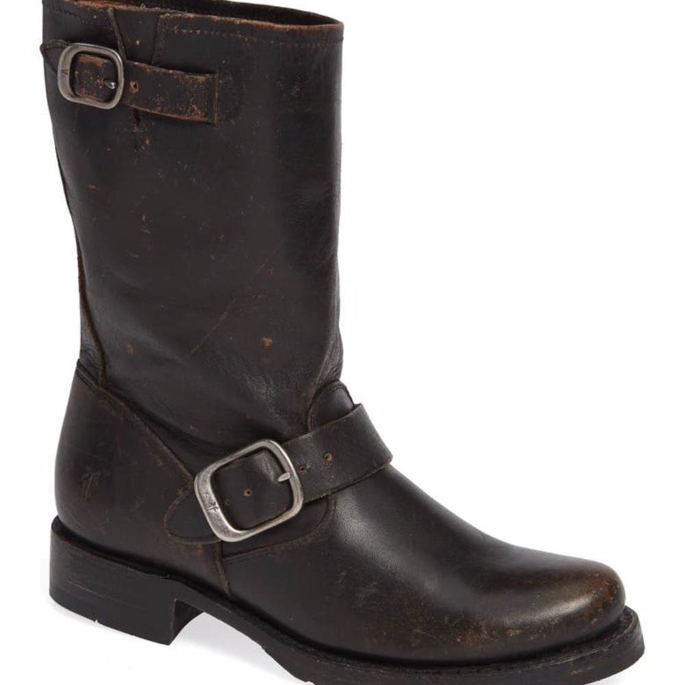 POP UP SALE! Black Frye Boots Size 8